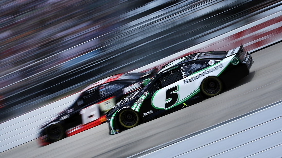 Kyle Larson wins Stage 1 as Chase Briscoe hits wall at Dover