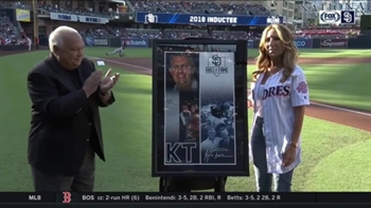 Kevin Towers officially inducted into the Padres Hall of Fame