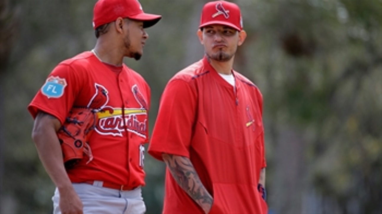 Cardinals taking it slow with Yadier Molina