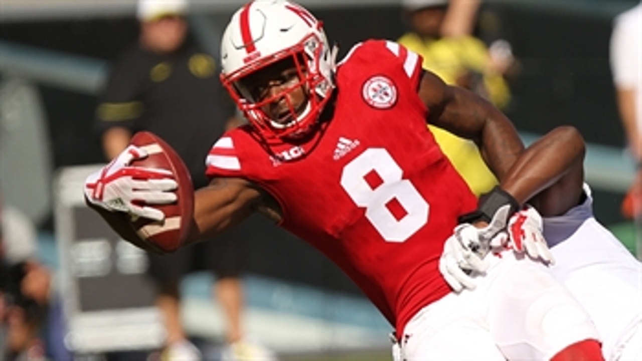 Stanley Morgan Jr. hauls in a miraculous, one-handed touchdown catch as Nebraska strikes first