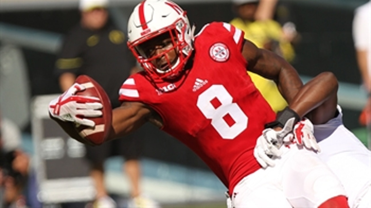 Stanley Morgan Jr. hauls in a miraculous, one-handed touchdown catch as Nebraska strikes first