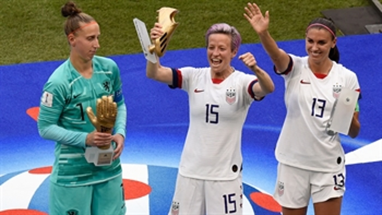 The FOX Soccer crew reacts to the United States winning the 2019 FIFA Women's World Cup™