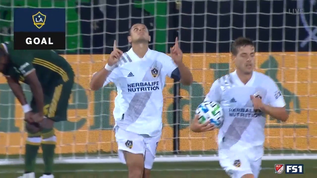 Chicharito notches first MLS goal with late score vs. Timbers