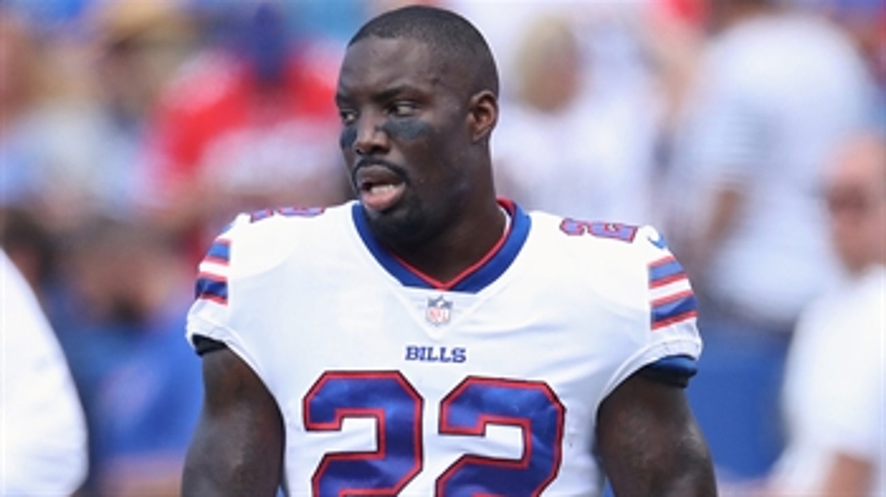 Cris Carter responds to Bills' Vontae Davis retiring at halftime of Sunday's game