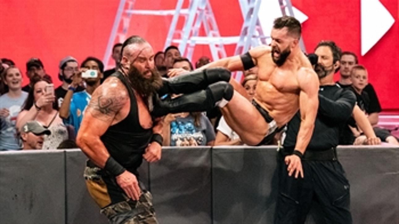 Braun Strowman vs. Finn Bálor: Raw, May 21, 2018 (Full Match)