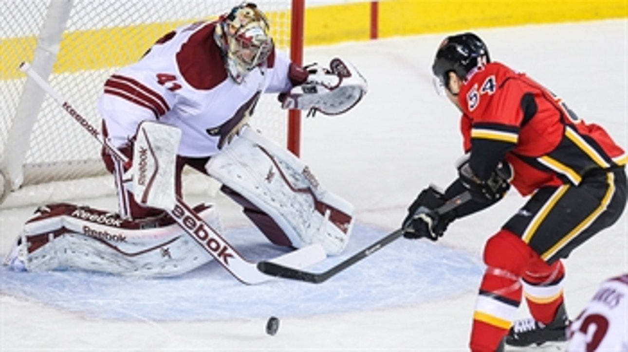 Coyotes edged by Flames
