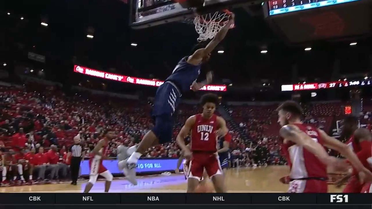 Nevada's Kenan Blackshear finds Desmond Cambridge for a gorgeous two-handed dunk