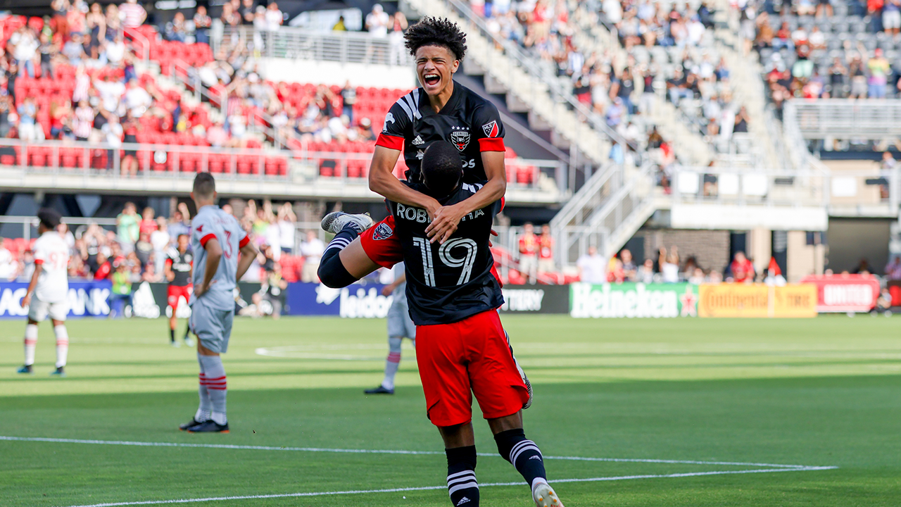 Kevin Paredes, Ola Kamara's late goals earn DC United 2-2 draw with Chicago Fire FC