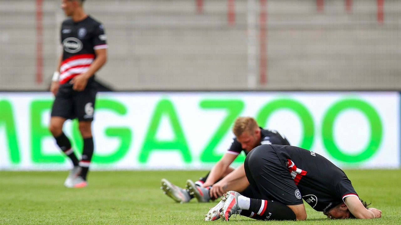 Düsseldorf's 3-0 loss vs. Union Berlin drops them from the Bundesliga