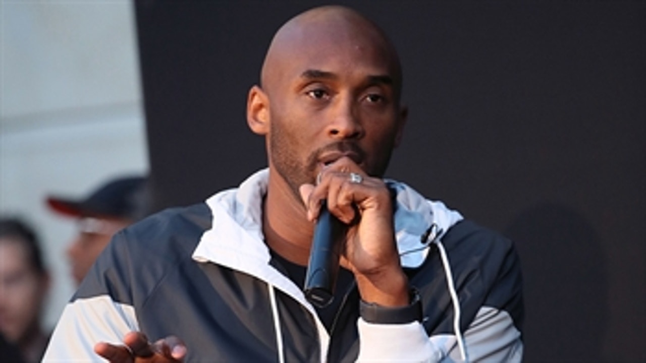 Kobe Bryant saves the day after cops are called during his book signing ' TMZ SPORTS
