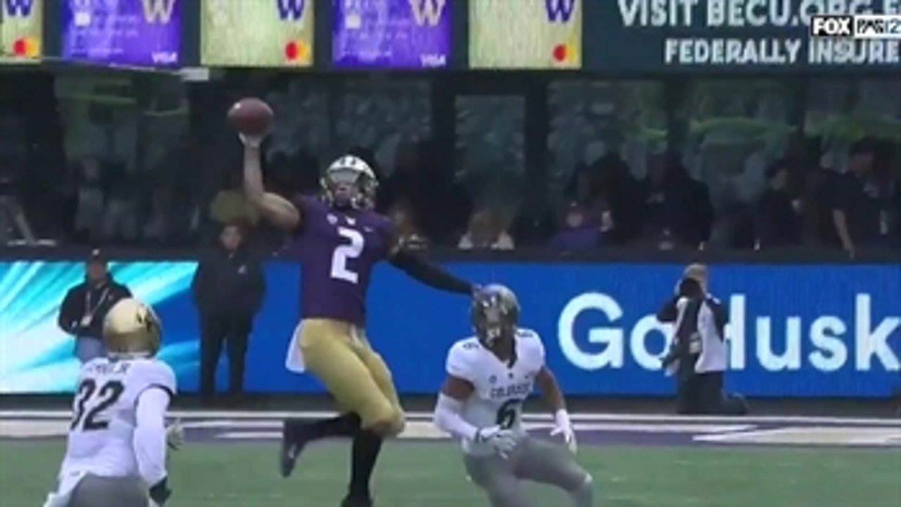 This is what a true one-handed catch really looks like -- and it's very, very impressive