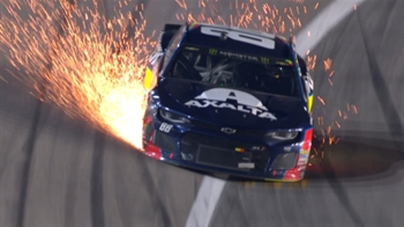 Sparks fly after contact between Daniel Suárez, Alex Bowman | 2018 KANSAS | FOX NASCAR