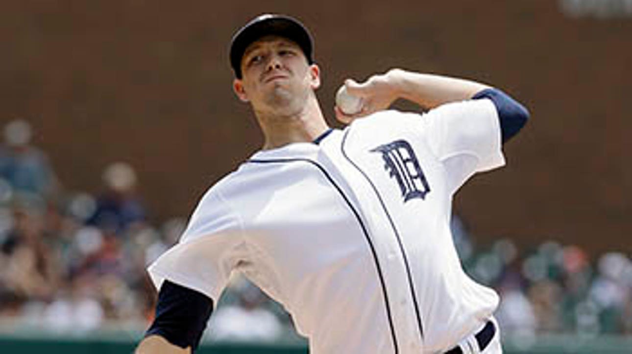 Tigers edged by streaking Royals