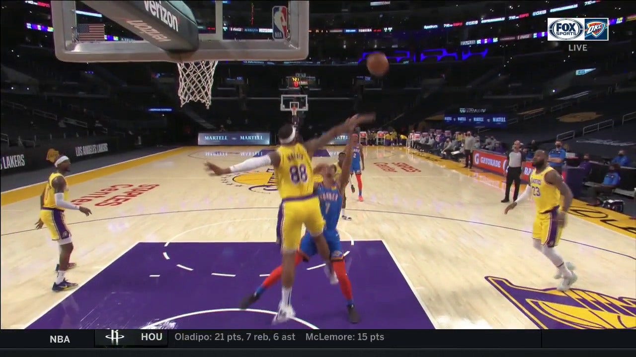 HIGHLIGHTS: Kenrich Williams Draws Contact, gets the foul