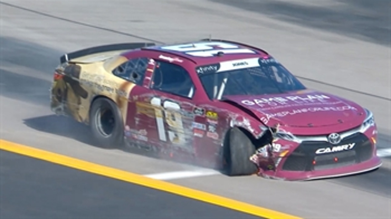 Brandon Jones gets loose and slams the wall at Kansas | 2018 NASCAR XFINITY SERIES
