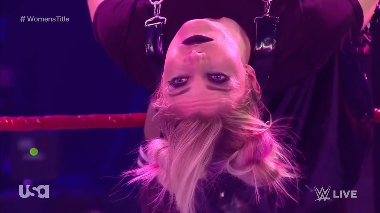 Alexa Bliss battles Asuka for Raw Women's Title