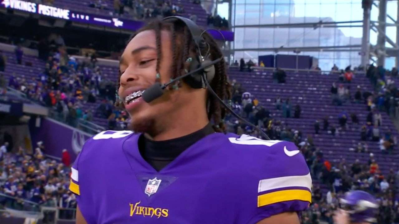 'Was tough not getting that record' - Justin Jefferson talks to Megan Olivi after the Vikings 31-17 win