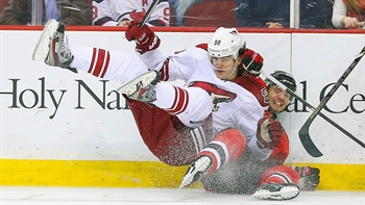 Coyotes top Devils in shootout