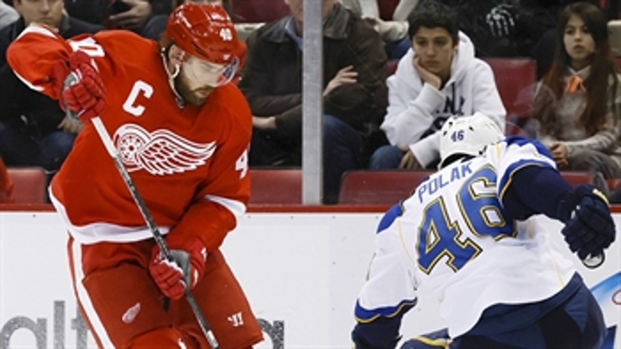 Red Wings slip up against Blues