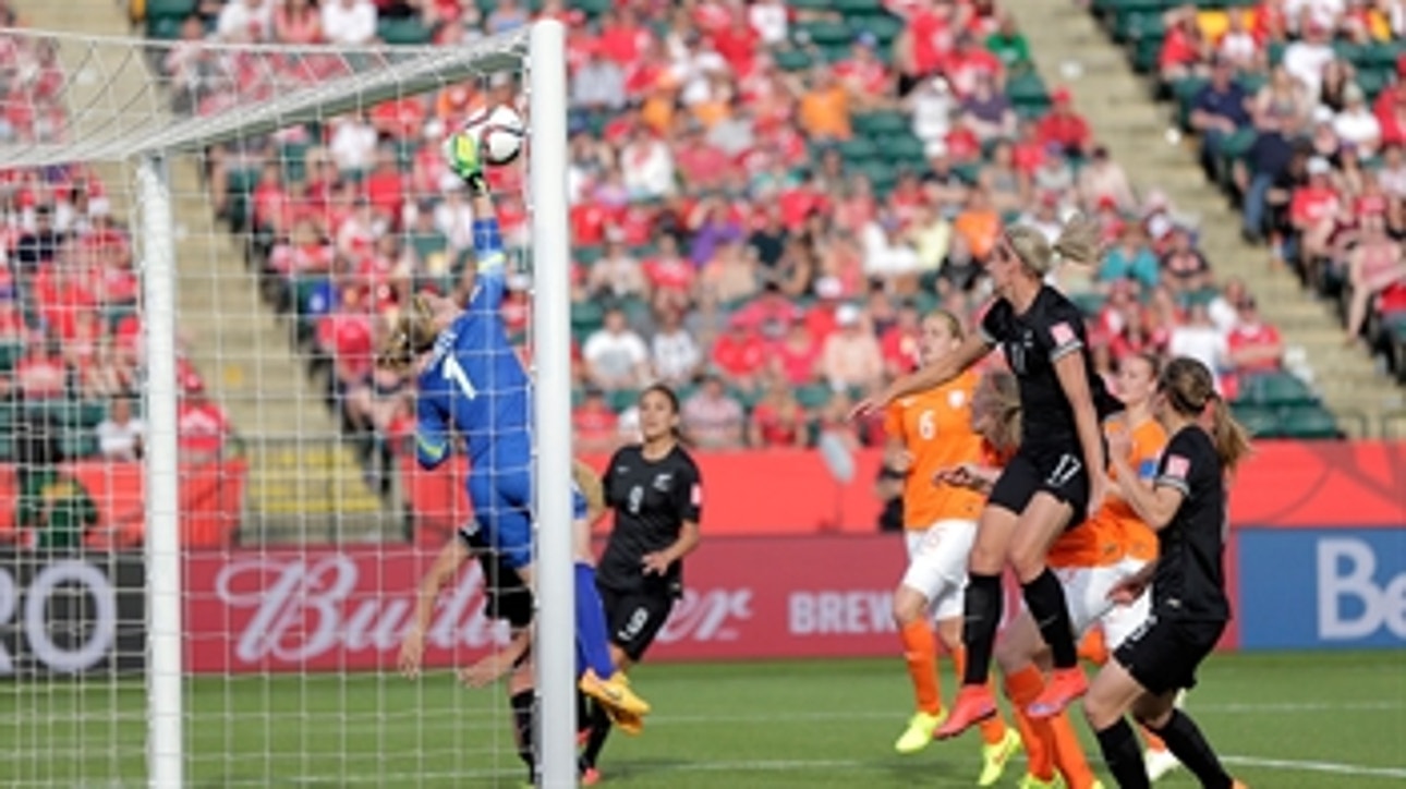Netherlands goalkeeper takes ugly spill after knock to head - FIFA Women's World Cup 2015 Highlights