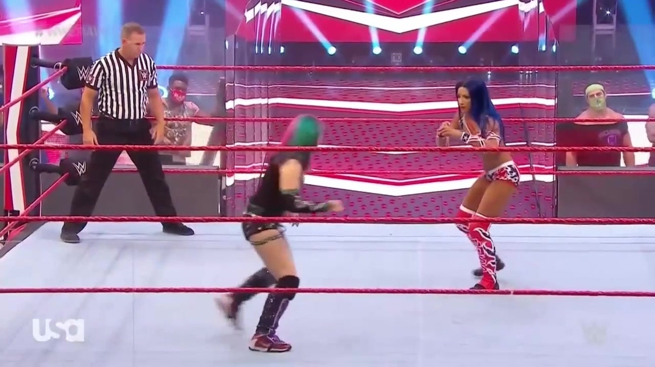 Sasha Banks and Asuka go to war to decide the true WWE RAW Women's Champion