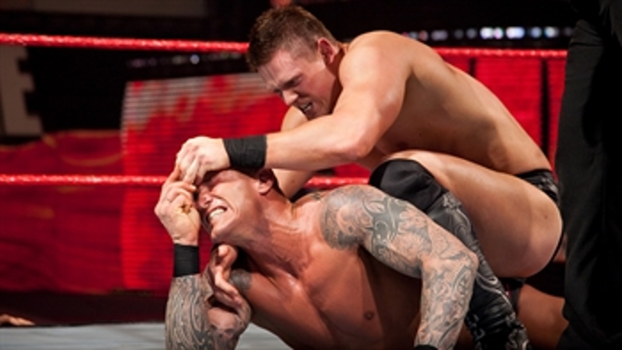 The Miz vs. Randy Orton - WWE Title Match: Royal Rumble 2011 (Full Match)