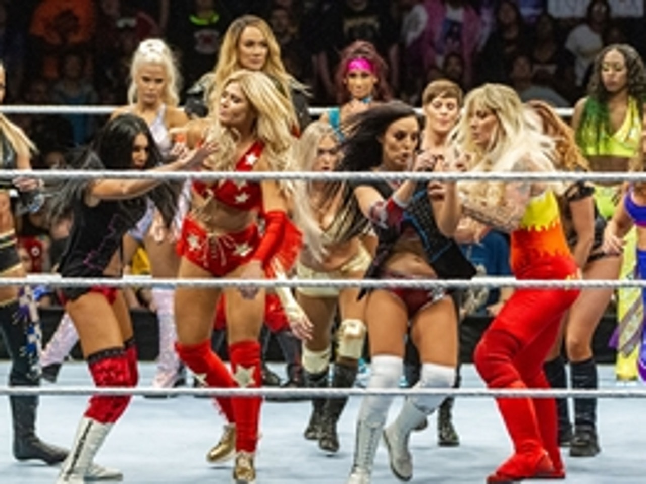 Evolution matches wwe 2025