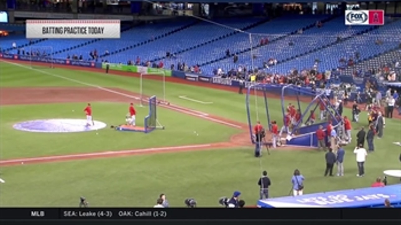 Shohei Ohtani's home run nearly hits the roof at the Rogers Centre