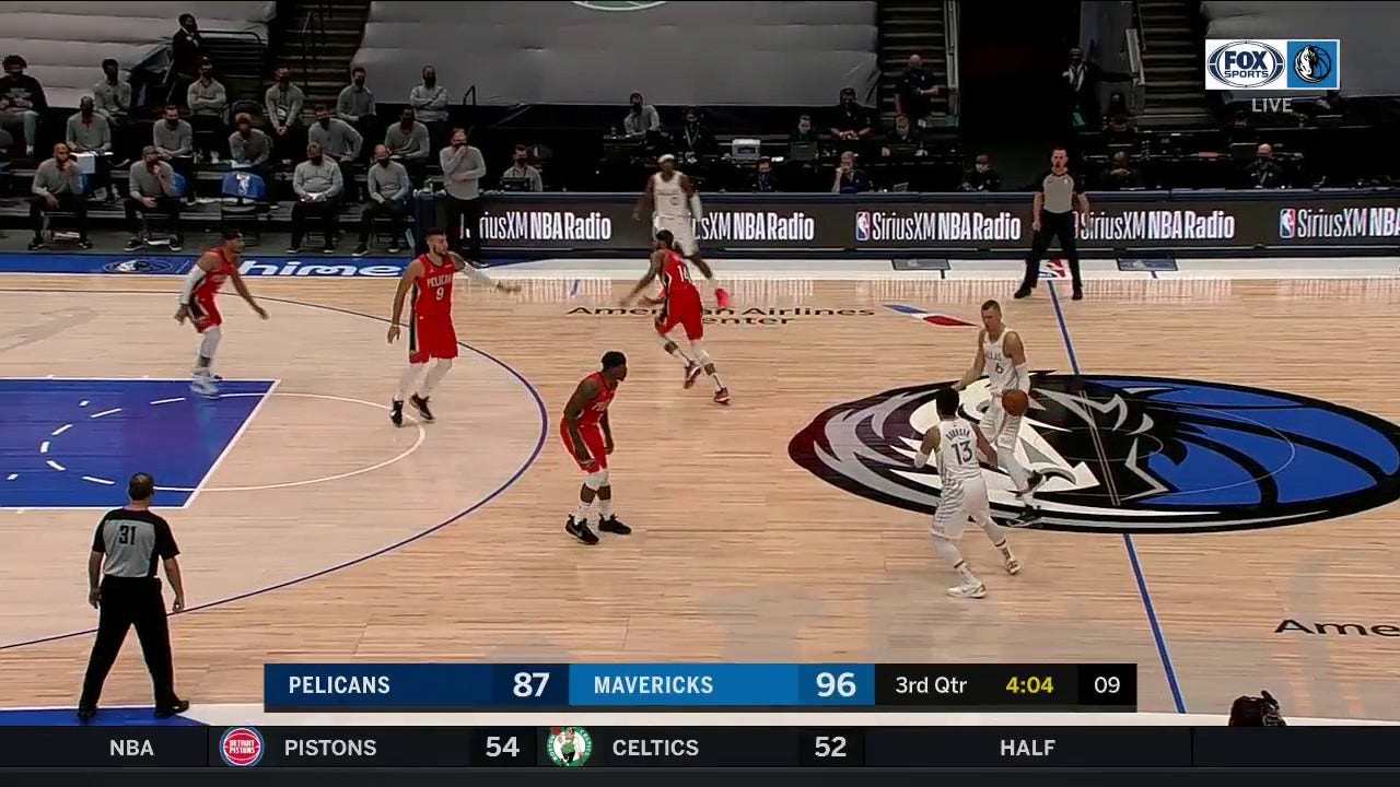 HIGHLIGHTS: Kristaps Porzingis hits Three-Pointer from the Logo