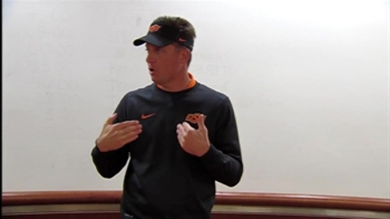 Coach Gundy addresses team after homecoming tragedy