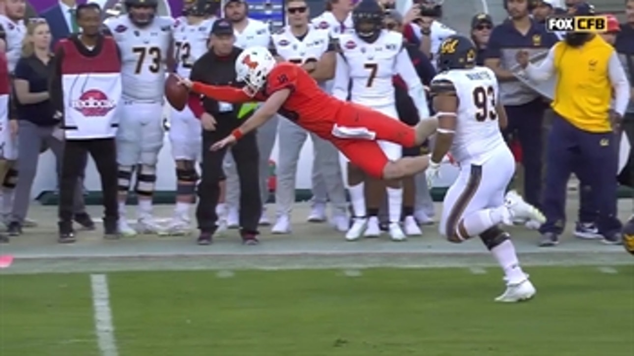 Illinois can't chase Cal down in Redbox Bowl, as Golden Bears win, 35-20