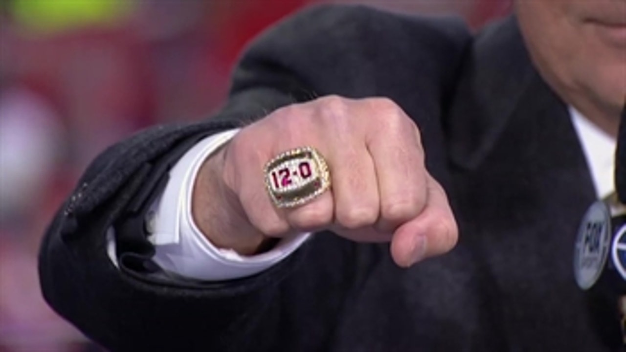 Urban Meyer receives huge welcome, shows off championship ring at Ohio State