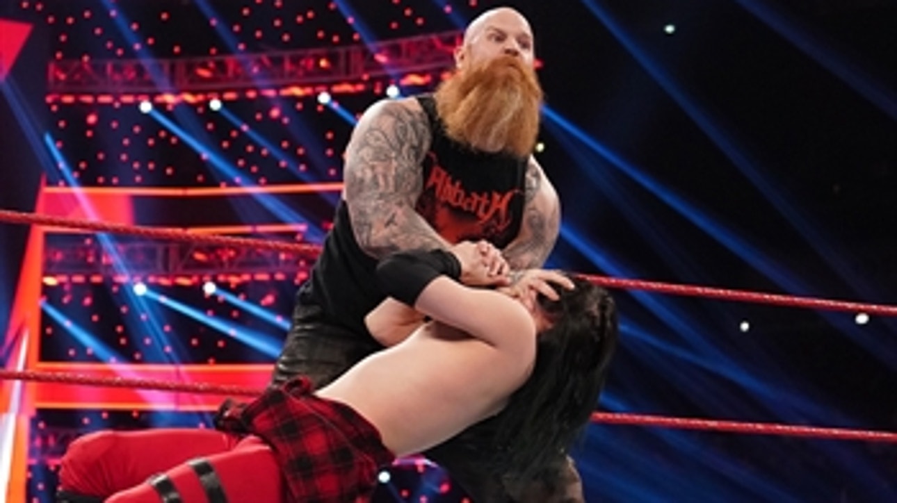 Erick Rowan destroys local competitor for touching his cage: Raw, Dec. 16, 2019