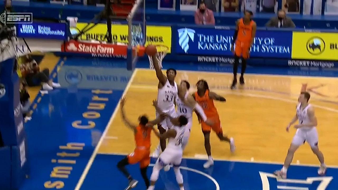 David McCormack registers 23 points, 10 rebounds as Kansas beats No. 23 Oklahoma St., 78-66