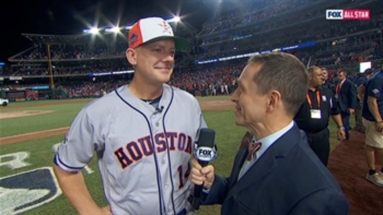Ken Rosenthal talks with AJ Hinch after the AL's thrilling win in the 2018 All-Star Game