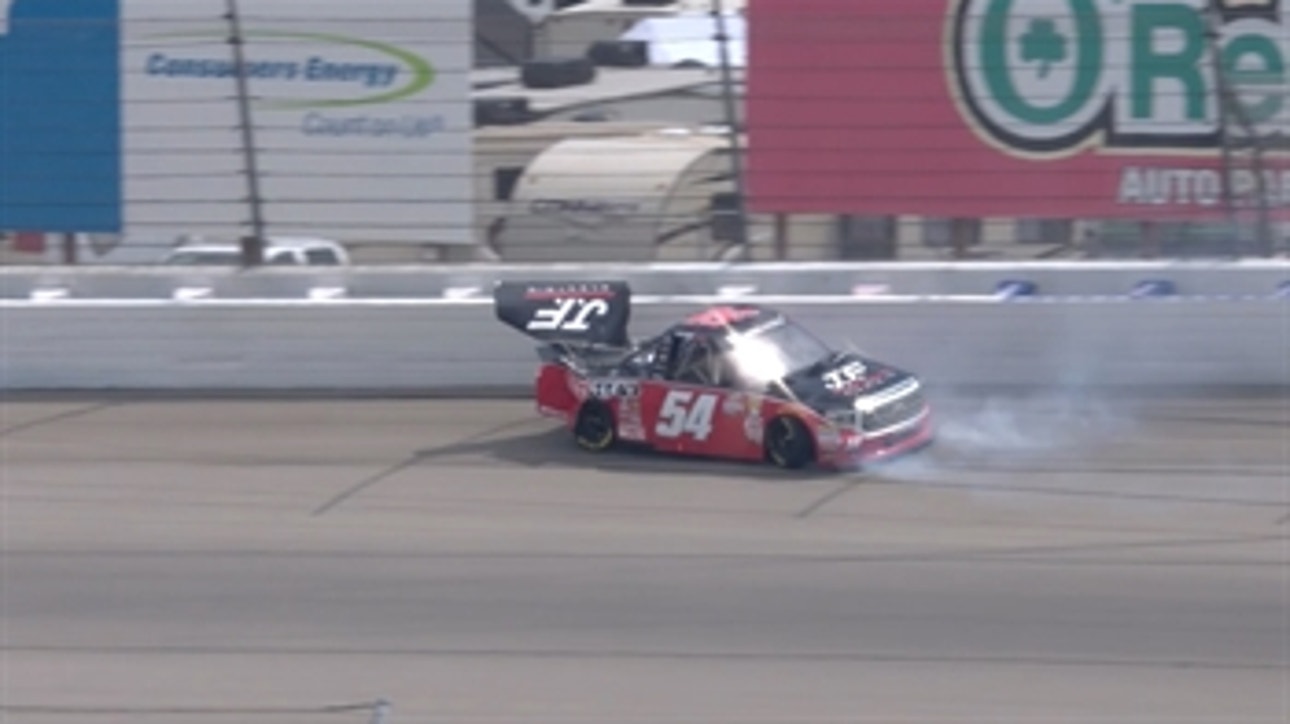 Matt Mills spins into the wall at Michigan | 2018 TRUCK SERIES | FOX NASCAR