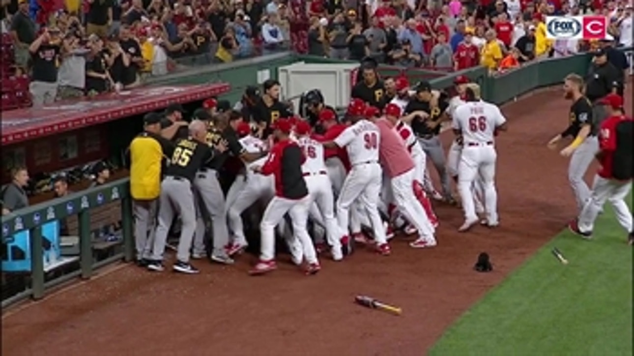 Bench-clearing brawl erupts between Reds and Pirates in Cincinnati