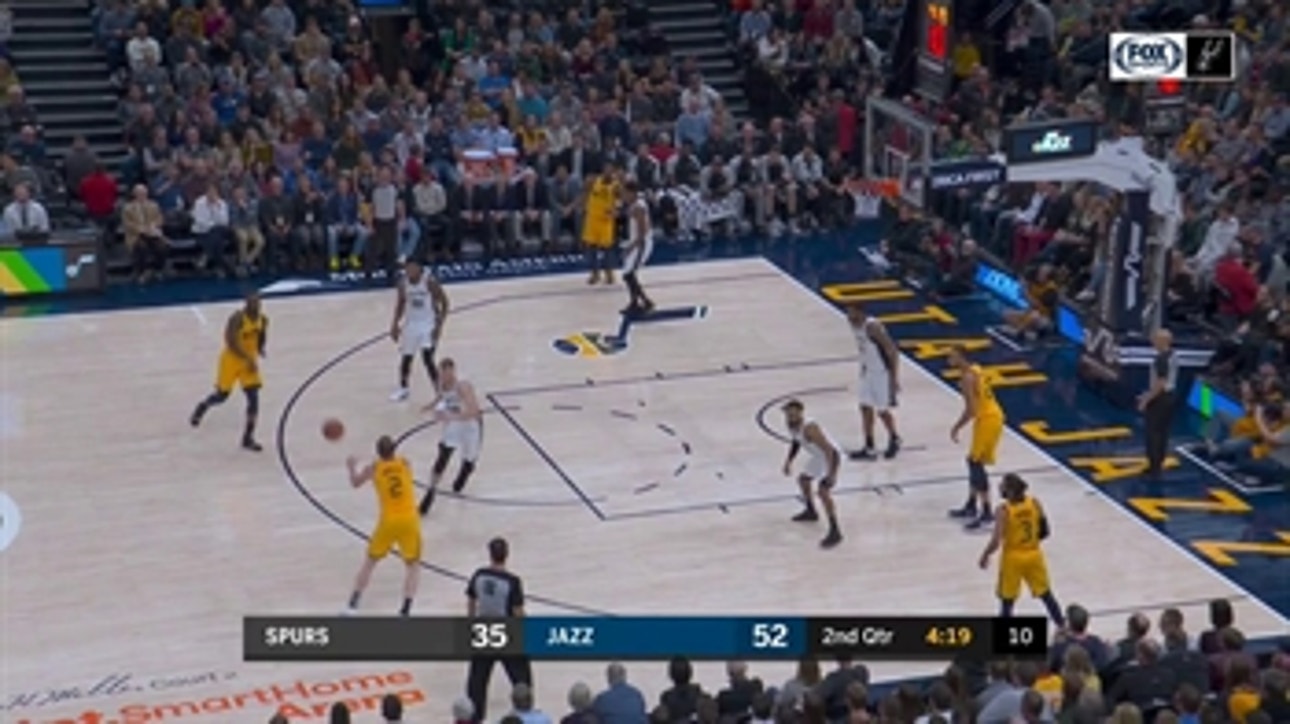 HIGHLIGHTS: Patty MIlls goes the other way for the Layup