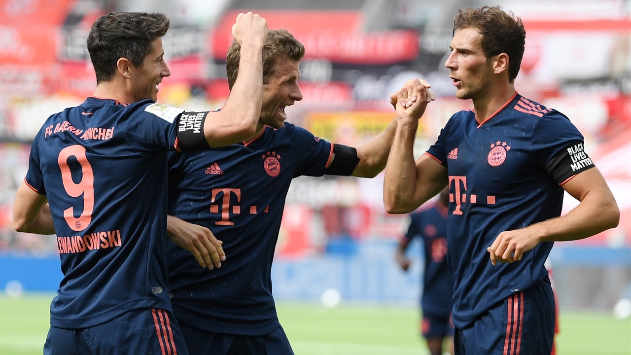 Bayern thumps Leverkusen 4-2, but lose Lewandowski, Müller for next match