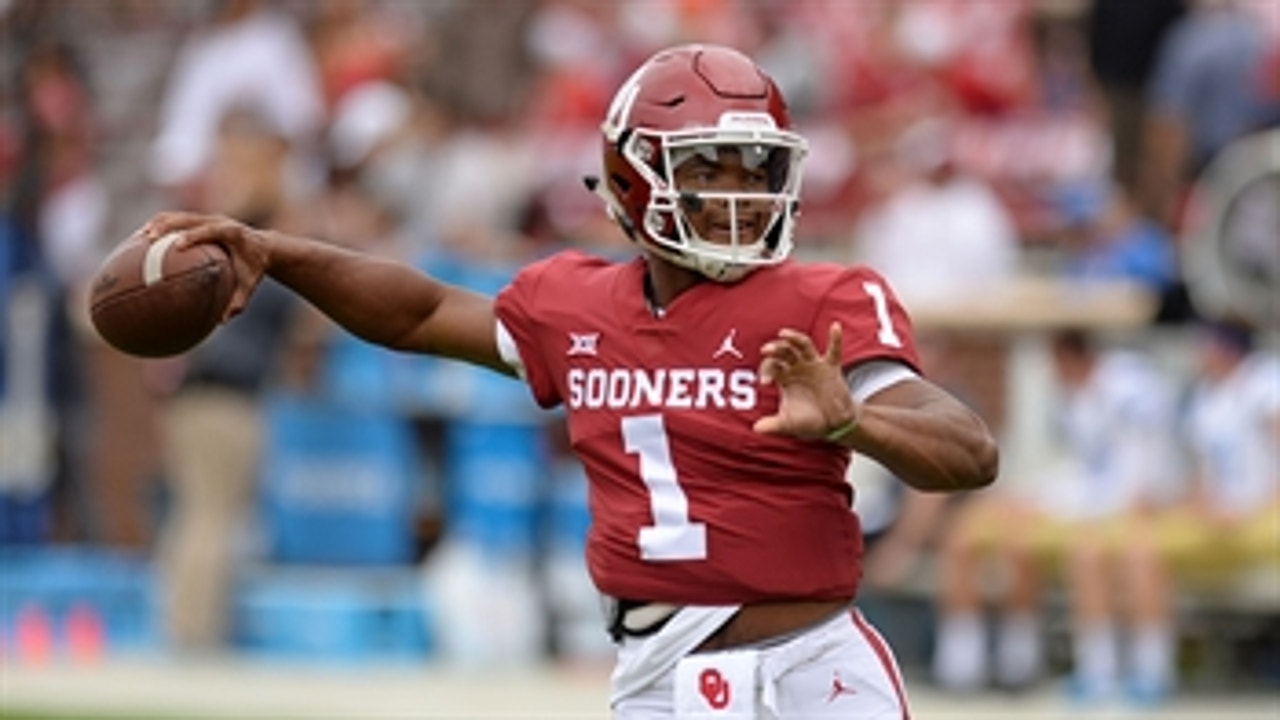 Oklahoma's Kyler Murray throws a gorgeous deep ball to Ceedee Lamb for a one-handed catch