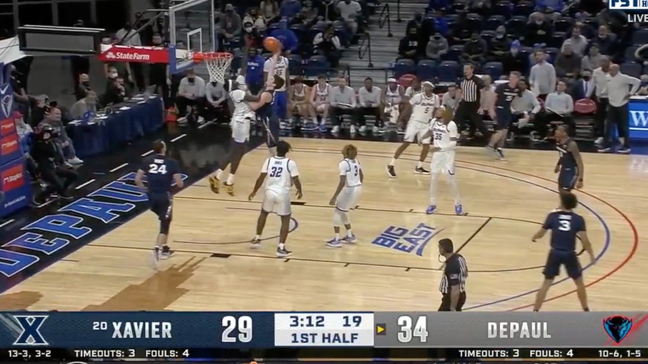 David Jones' fast break 3-pointer leads to Yor Anei's EMPHATIC rejection