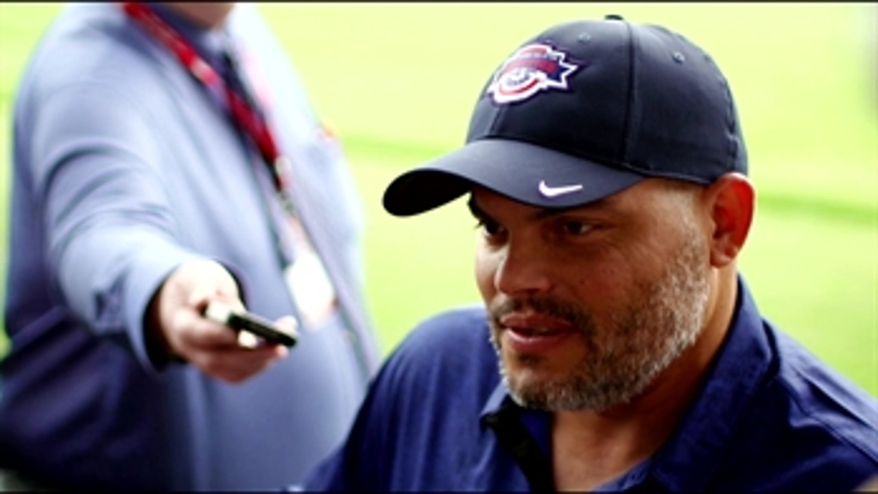 Pudge Rodrigues plays in Hall of Fame Golf Tournament