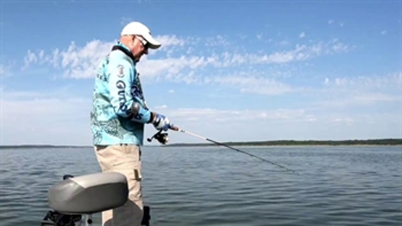 KAW Lake  ' White bass, crappie, and spotted bass - Part 1 ' FOX Sports Outdoors Southwest