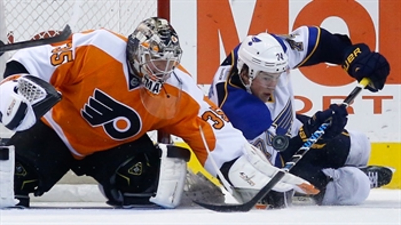Blues can't hang on to lead, Flyers swoop in for win