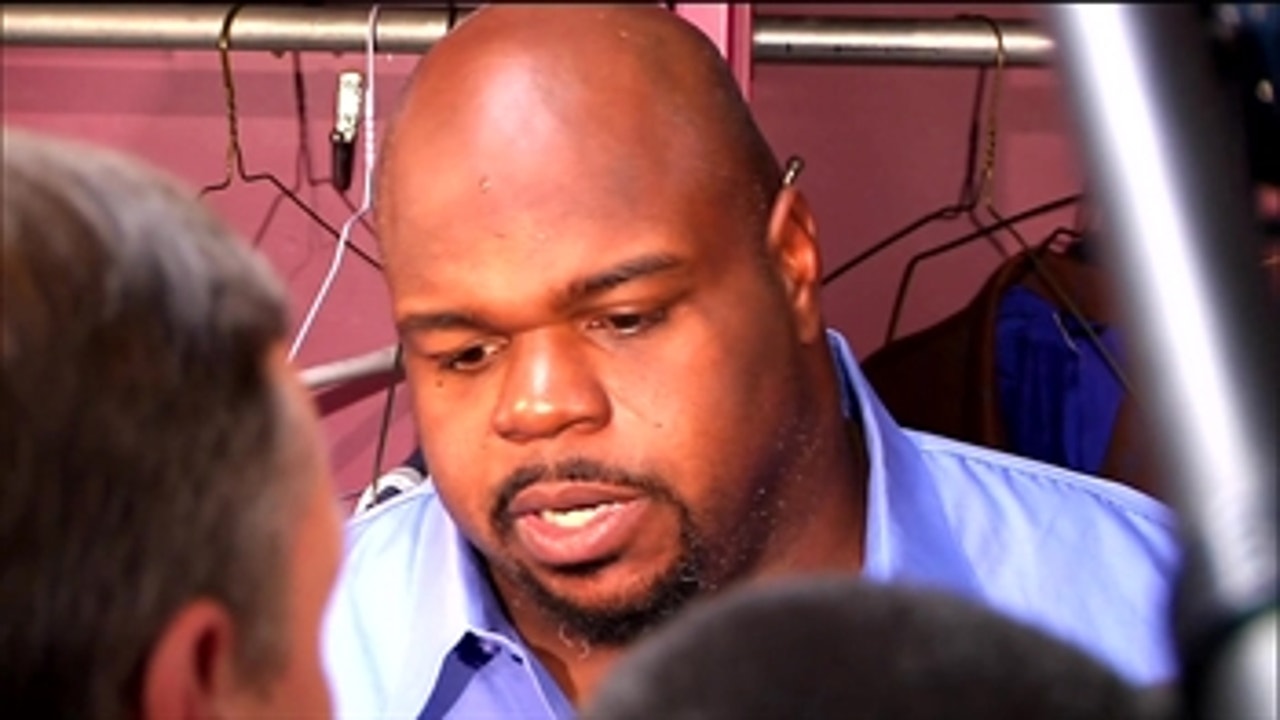 Vince Wilfork on defense in loss to Patriots