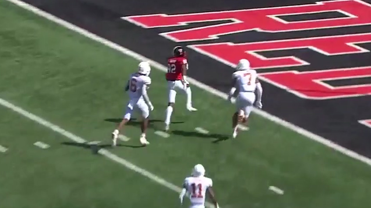 KeSean Carter grabs 2nd receiving TD of the game, Texas Tech trails Texas, 17-14