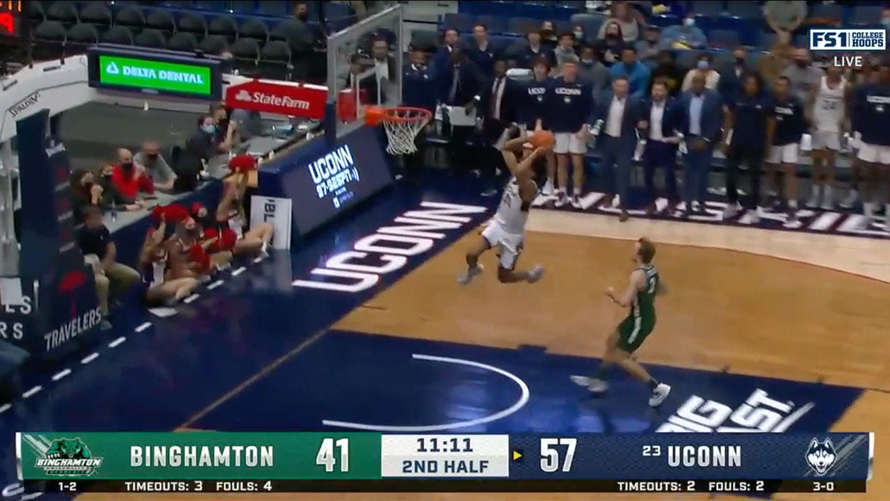 Andre Jackson steals and sends home a massive dunk to extend UConn's lead