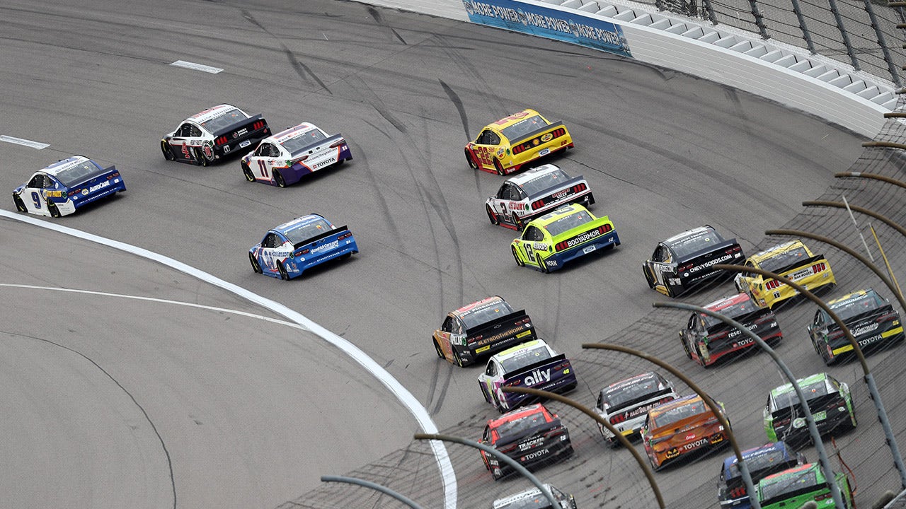 Radioactive: Kansas Speedway - "I'll hook the damn No. 11 next time. Tell him that."