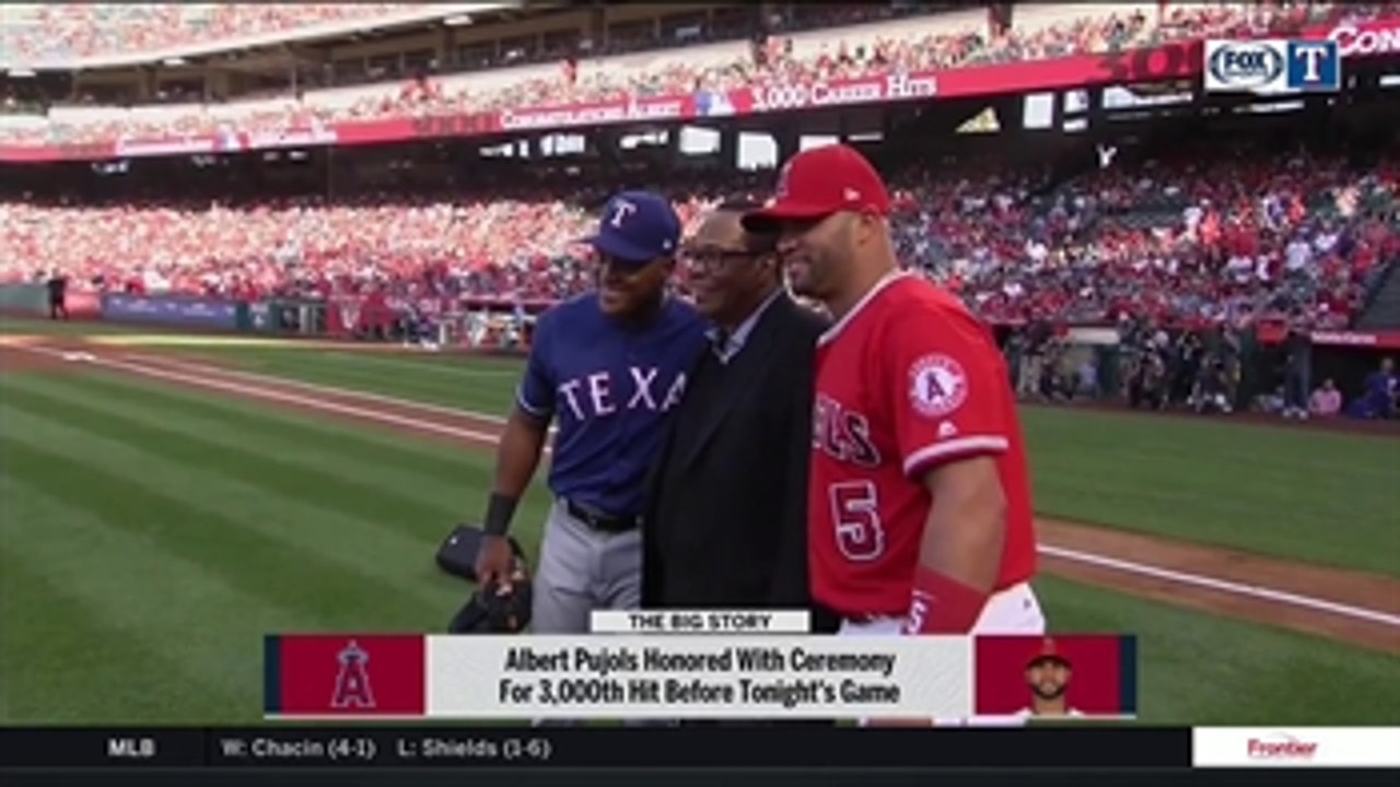 Pujols celebrates 3000th hit with some Baseball Royalty