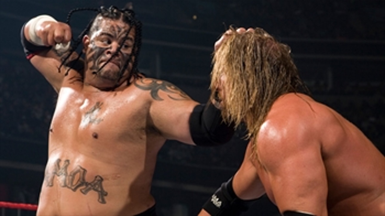 Triple H vs. Umaga - Street Fight: WWE Cyber Sunday 2007 (Full Match)